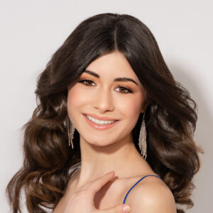 BURLINGTON Angelina Foudoulis
